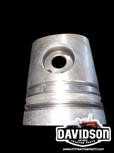 AR68188 Piston assy. John Deere 410C 455E,G 450G crawlers