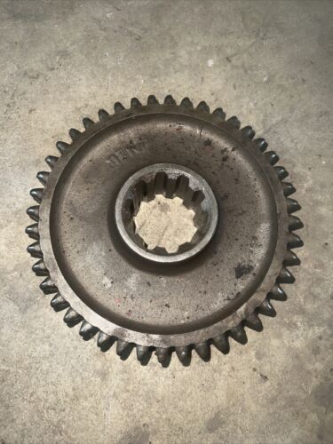 Farmall M IH Tractor top upper transmission 1st drive 44T gear 56533D