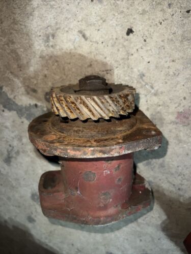 Farmall H Early SH tractor Original IH engine motor distributor drive assembly