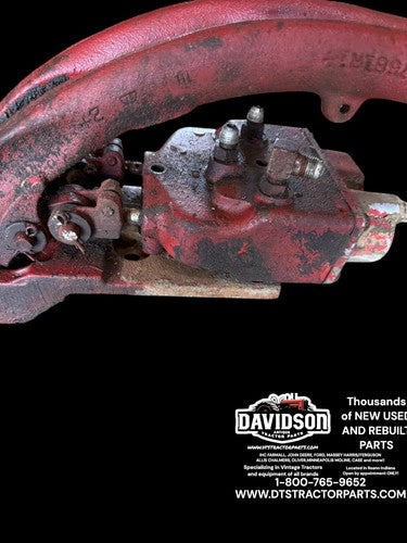 IH Farmall 826 Good Working Brake Valve Assembly W/mounting Bracket And Pedals