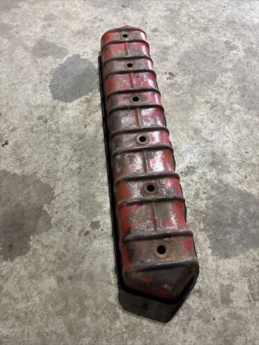IH FARMALL   666, 686, HYDRO 70 WITH D-312 ENGINE, VALVE COVER