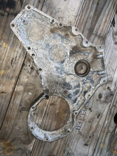 1965 International 424 Diesel Tractor Front Engine Timing Cover Plate 3042069R2