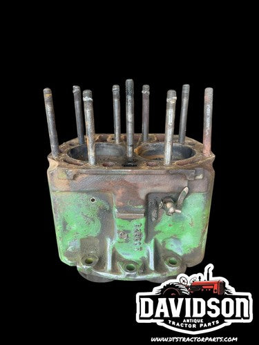 Late Styled John Deere B Cylinder Block B2500R  Antique Tractor
