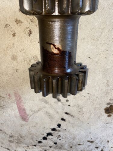IH FARMALL M TRACTOR REVERSE IDLER GEAR SHAFT Antique Tractor