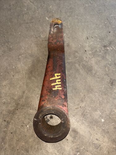 International 434 444 B414 tractor lift arm IH 3044375R1