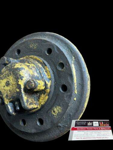 John Deere B heavy duty front hub B2379R Antique Tractor