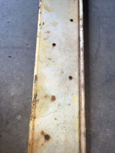 IH Farmall 806 LEFT Hood skirt panel Antique tractor