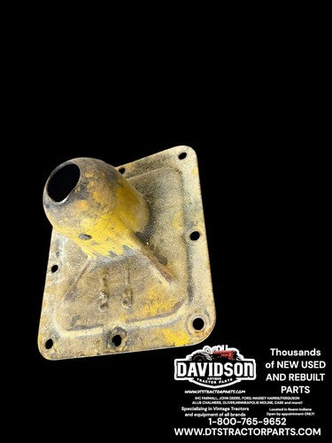 Farmall Cub IH RC tractor ORIGINAL transmission gear shifter cover