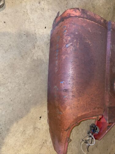 IH FARMALL 424 444 2444 TRACTOR CENTER FUEL TANK HOOD - NICE