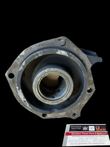 John Deere 60 Right Hand Main Bearing Casting A4842R 1954 1955 1956