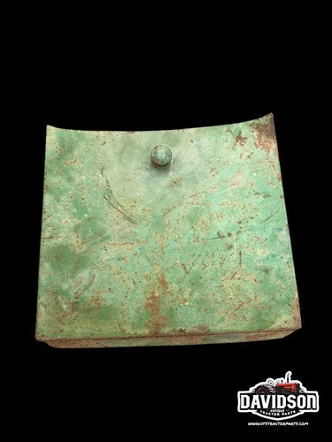 AT20026 Battery Door Fits John Deere 820, 920, 1020, 1520, 830, 930, 1030+