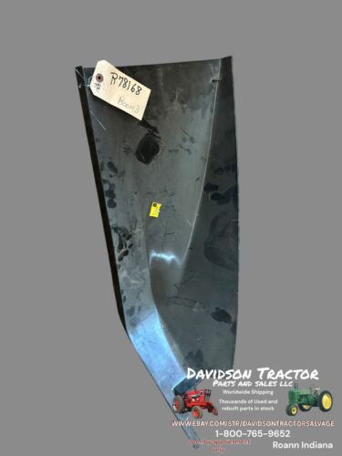 Kick Panel Black  - Left Hand fits John Deere 4040 4050 4240 4250 4440 R78168