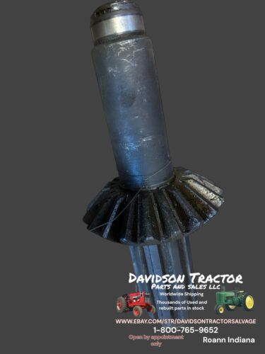 John Deere 70 Bevel Gear and Shaft F926R