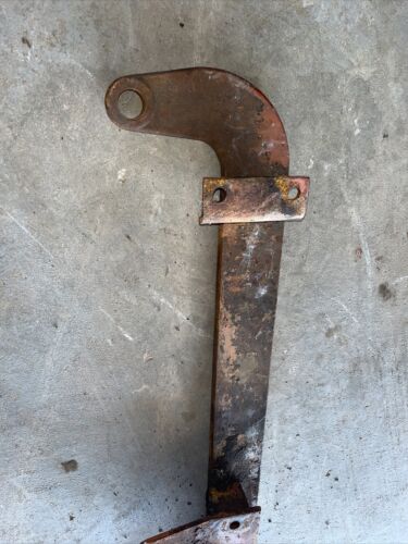 BF Avery Lift rod Antique tractor