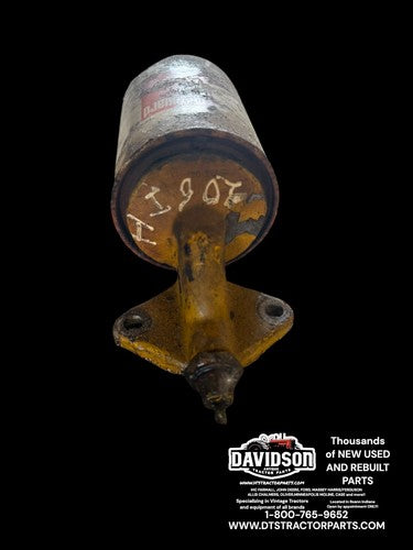 IH 3136047R1 Oil Filter Base International 584 248 454 585 784 574 595