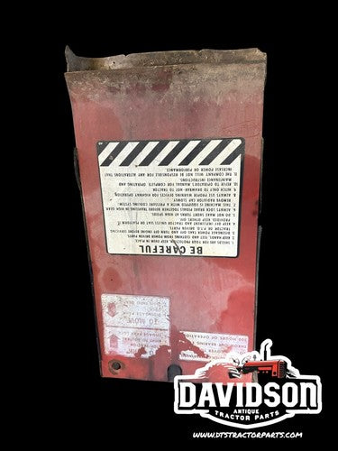 IH FARMALL 806 1456 PARK LOCK COVER  Antique Tractor 826