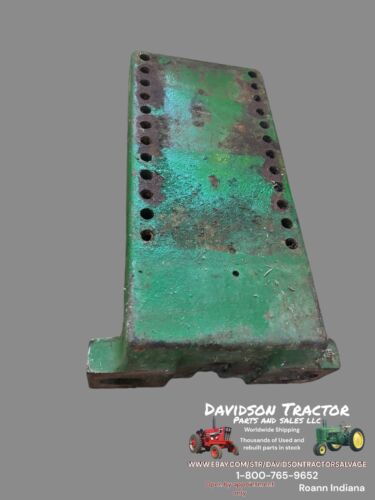 R70588 Tractor Fender Bracket Fits John Deere 2010 2030 2440 2510 2630 2640 +