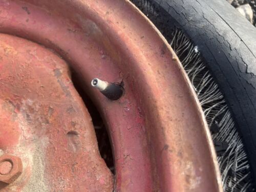IHC Farmall M-450 Single Front Wheel