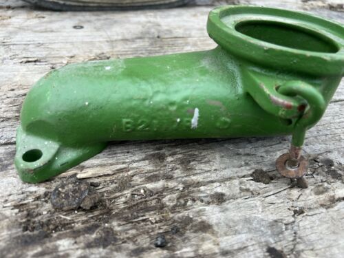 OEM John Deere B2117R Crankcase Breather Body Styled B 167011 - 200999