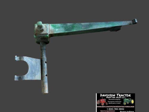 USED GOVERNOR ARM W/SHAFT JOHN DEERE B TRACTOR B2635R