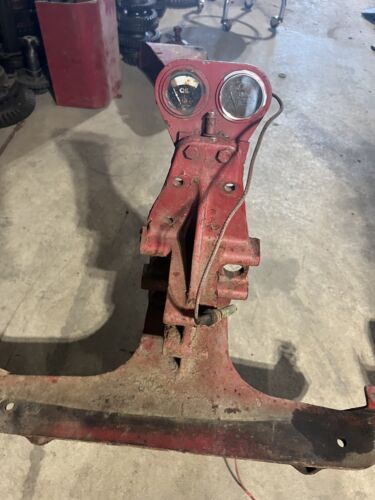 IHC Mccormick W9 Gas Rear Gas Tank Mount Antique Tractor
