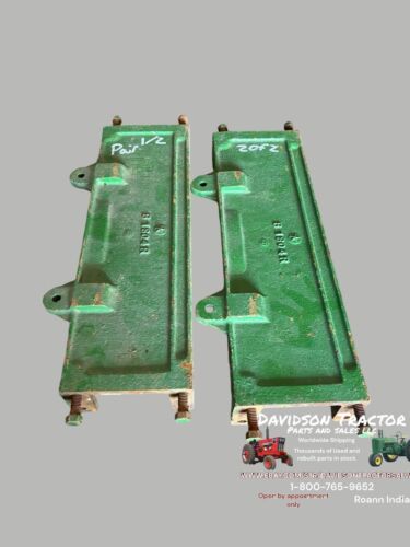 John Deere Styled B Radiator Side Casting Support B1804R PAIR