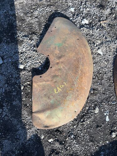 USED JOHN DEERE LA TRACTOR LH FENDER AL2772R