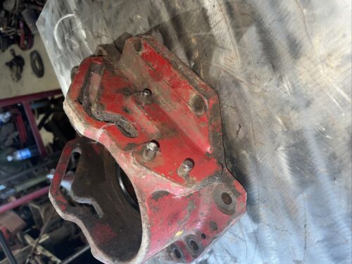 68079-C1 IH 66 86 Series 1000 Pto Cover Housing Antique Tractor