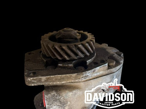 Farmall IH 300 350 tractor Good hydraulic pump assembly w/ drive gear