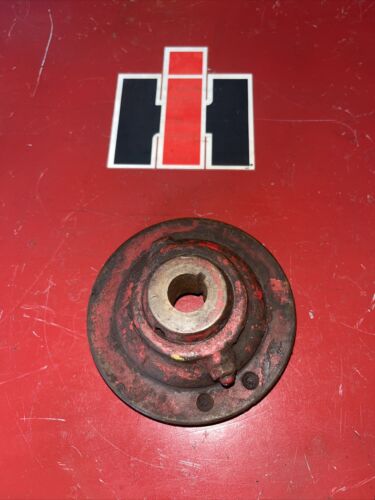 Farmall IH H M Generator Pulley 6746-D