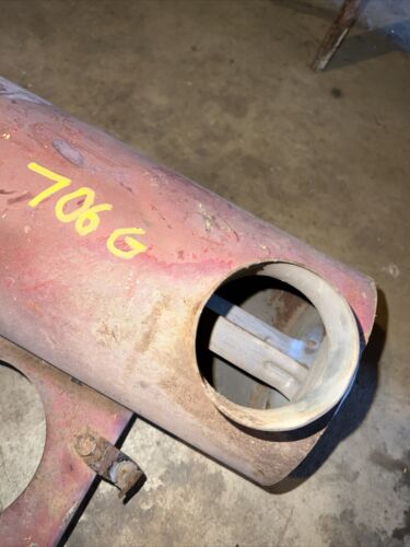 IH Farmall 706 Gas Tractor Engine Motor Air Pre Cleaner Filter Housing