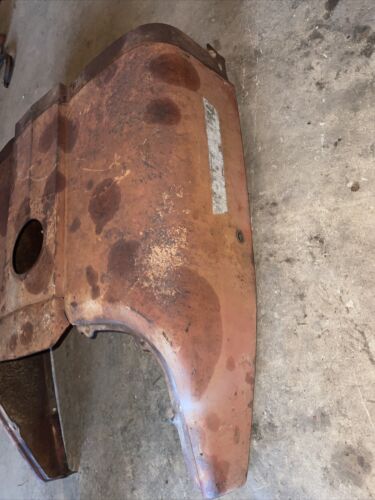 IH FARMALL 424 444 2444 TRACTOR CENTER FUEL TANK HOOD - NICE