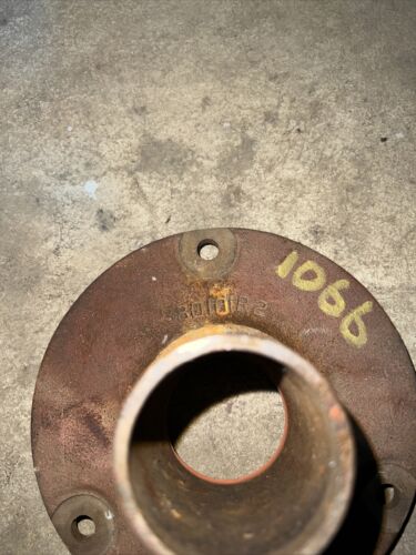 Used Independant PTO Bearing Cage fits International 1086 706 966 1466 766 1066
