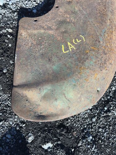 USED JOHN DEERE LA TRACTOR LH FENDER AL2772R