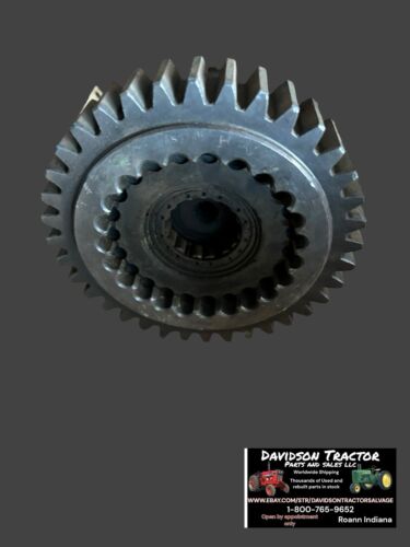 JOHN DEERE 620 630 TRANSMISSION DRIVE & SHAFT GEAR A5572R AA6523R