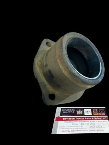 USED JOHN DEERE B TRACTOR DIFFERENTIAL QUIL BEARING HOUSING B191R