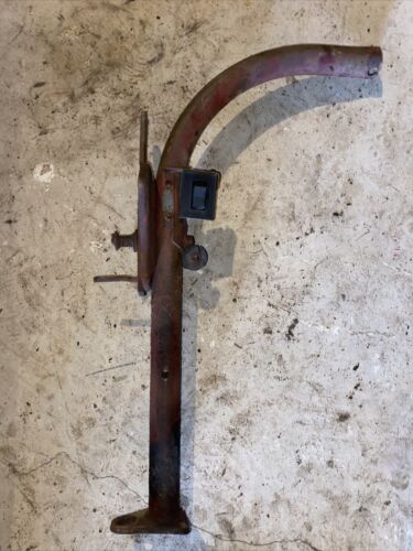 Farmall B BN tractor IH steering shaft support tower bracket With Throttle