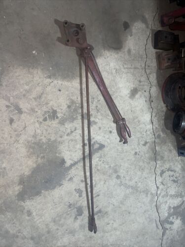 INTERNATIONAL FARMALL TORQUE HANDLE SUPER MTA 359916R2 359917R1 OEM
