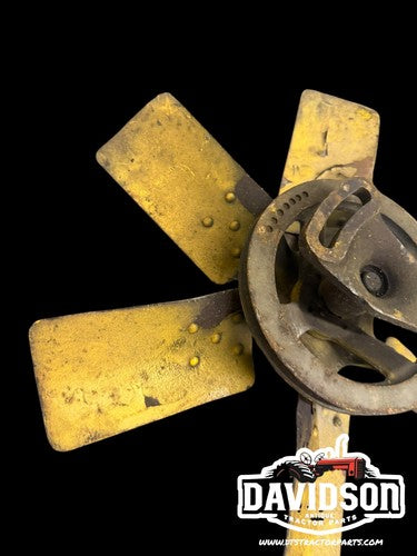 IH International 3600 Backhoe Industrial Engine Fan W/bracket D282 Diesel