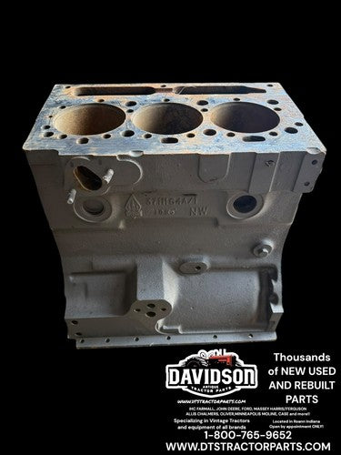 3711164A-1 Perkins 3.152 Engine Block Massey Ferguson 240 Antique Tractor