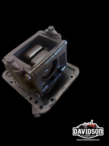 Ford 9N tractor Good Used hydraulic belly pump w / cover panel