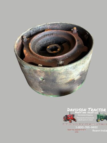 JOHN DEERE B BELT PULLEY CLUTCH ASSEMBLY B136R  FITS UNSTYLED AND EARLY STYLED B