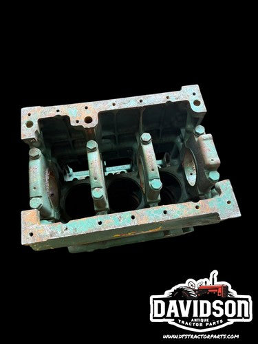 IH INTERNATIONAL 484 DIESEL BLOCK D179 GOOD USED BLOCK 3055001R3
