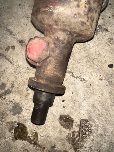 International 560 460 Utility Distributor 368051R1  Antique Tractor