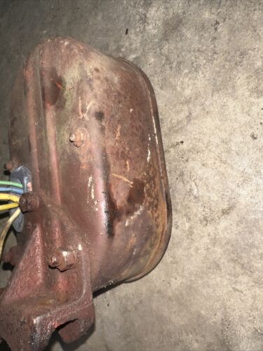 McCormick W9 WD9 Standard Wheetland Tractor Amp Box W/bracket Antique Tractor