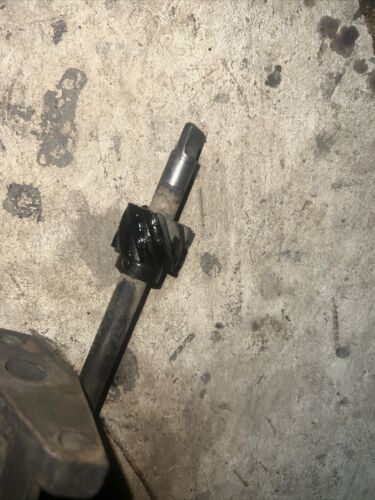 international Oil Pump Assy, Pump-oil, 230410r1, 308366R91, 69494R1 D282 706 560