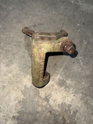 John Deere tractor shifter 1st/3rd/6th/8th fork Part #R46464