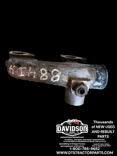 Water Manifold Fits International 268 278 484 584 684 784 884 Tractors 3218034R1