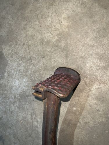 IHC farmall Super M right brake pedal