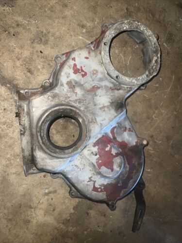IH Farmall 504 D D188 Timing cover 308407R1